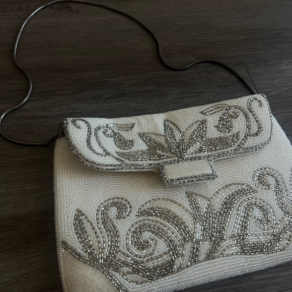 Vintage Beaded Silver Handbag - Picture 2 of 8